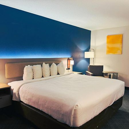 Comfort Inn & Suites Sheboygan I-43 Екстериор снимка