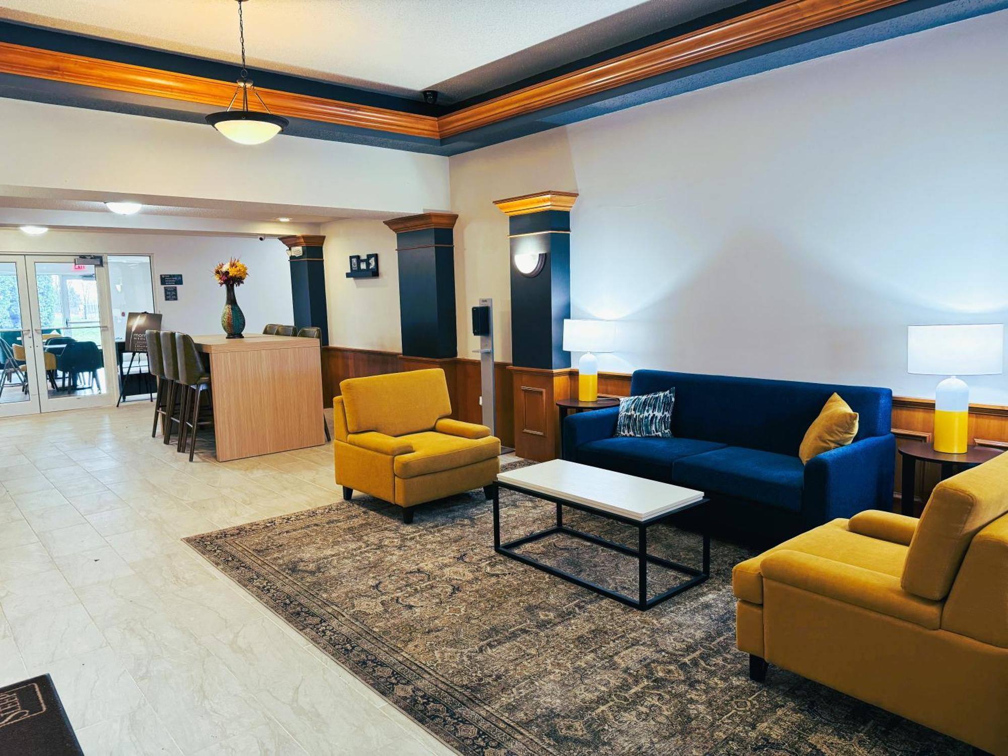 Comfort Inn & Suites Sheboygan I-43 Екстериор снимка