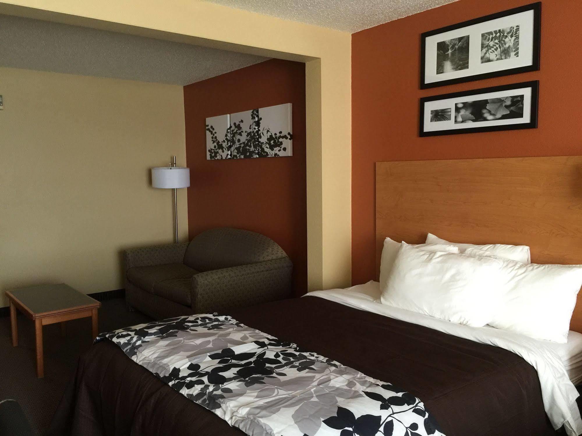 Comfort Inn & Suites Sheboygan I-43 Екстериор снимка