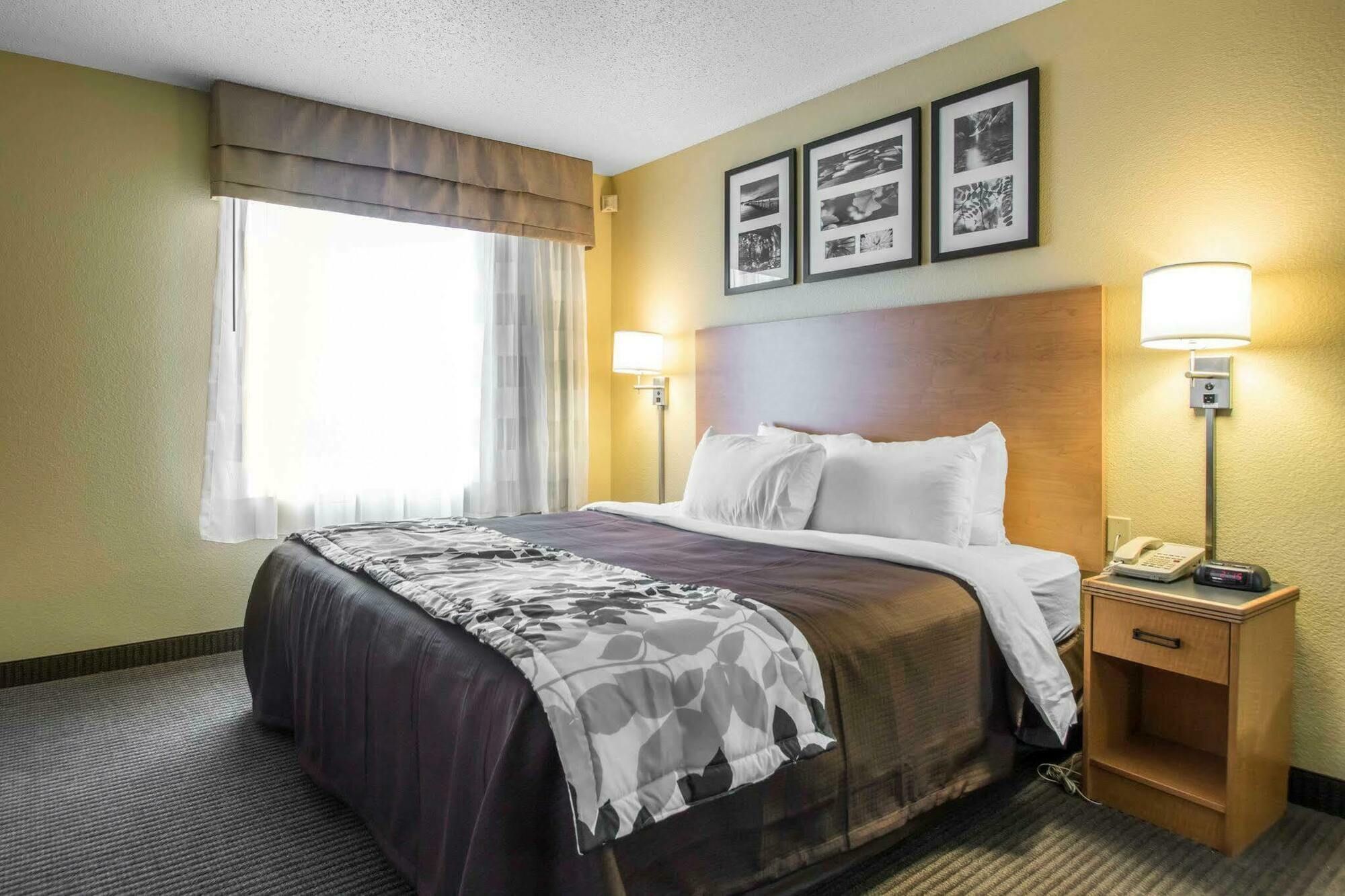 Comfort Inn & Suites Sheboygan I-43 Екстериор снимка